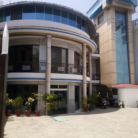 Prasanna Inn Rishīkesh Buitenkant foto