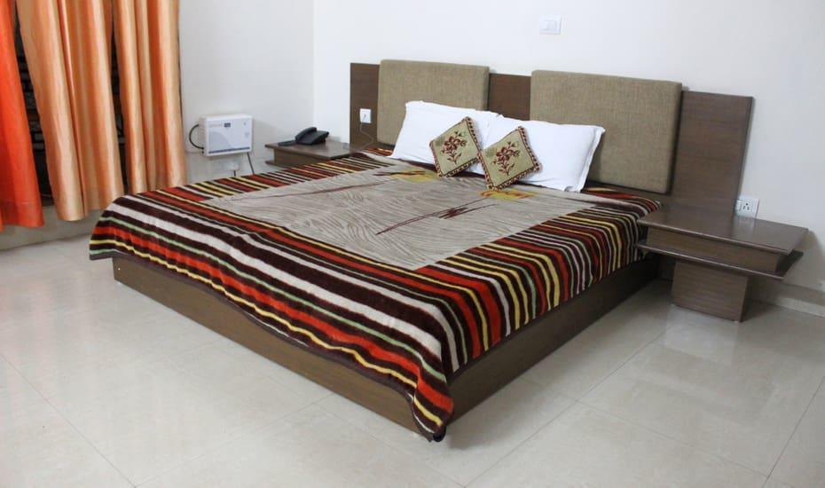 Prasanna Inn Rishīkesh Buitenkant foto