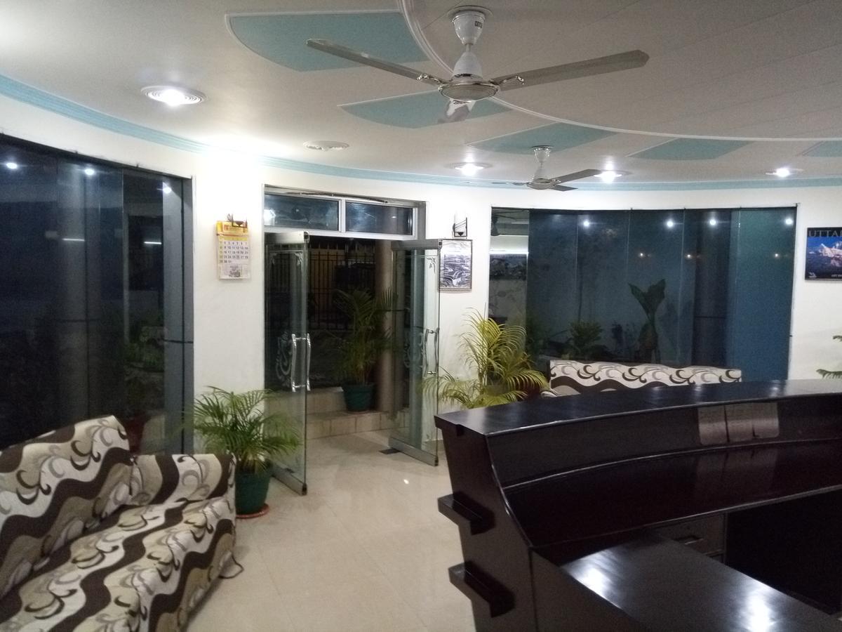 Prasanna Inn Rishīkesh Buitenkant foto
