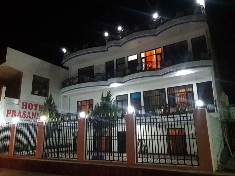 Prasanna Inn Rishīkesh Buitenkant foto